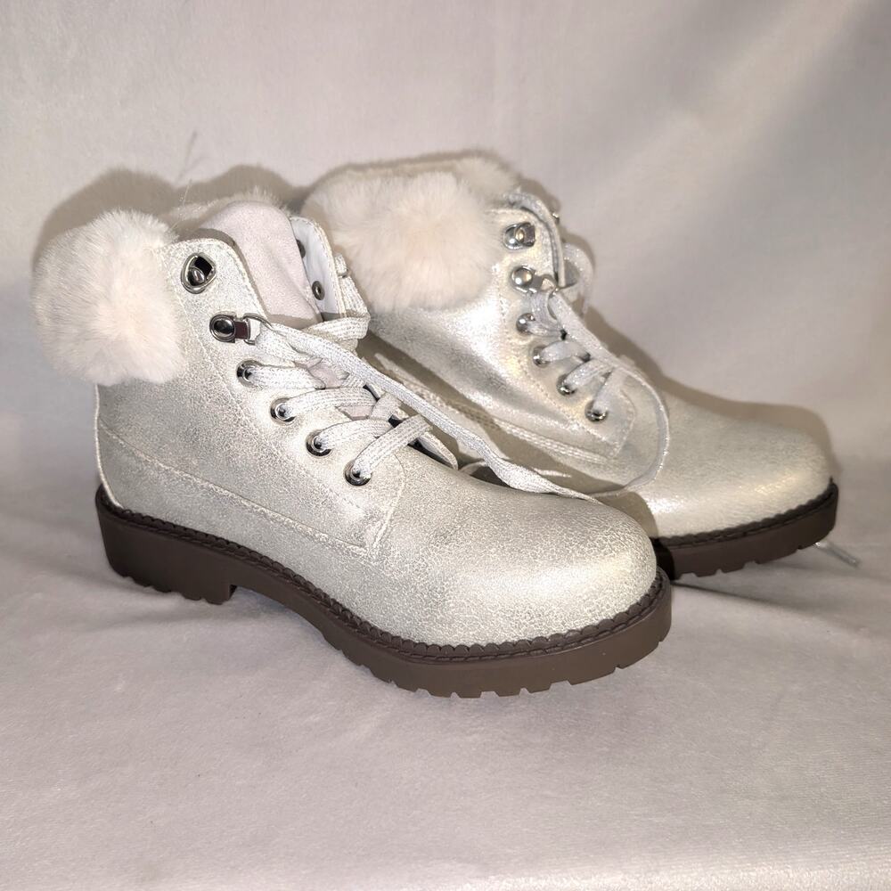Women's Chelsea Faux Fur Ankel Boots Cream 8M Excellent